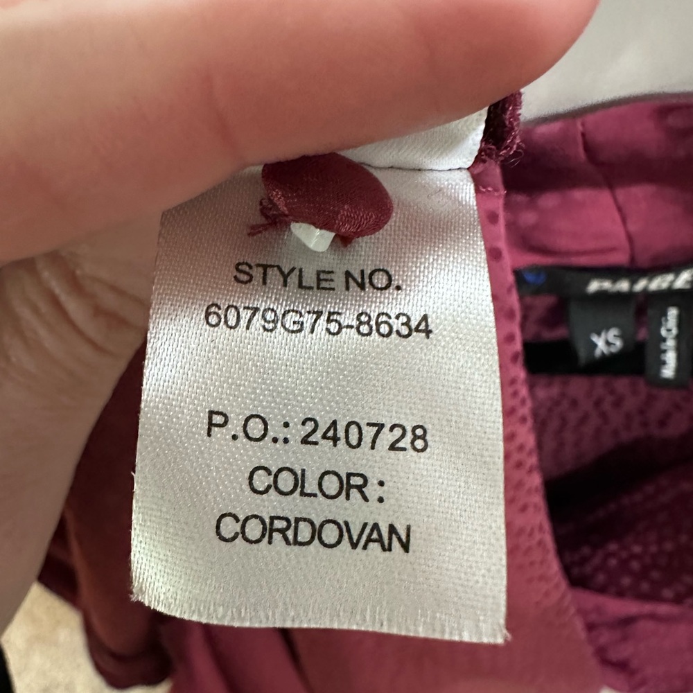 PAIGE Above the knee v neck dress - Picture 8 of 9